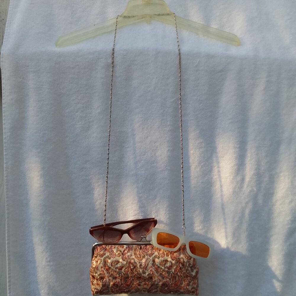 Bundle Well-Designed Eye-Catching Ccrossbody Bag&… - image 7